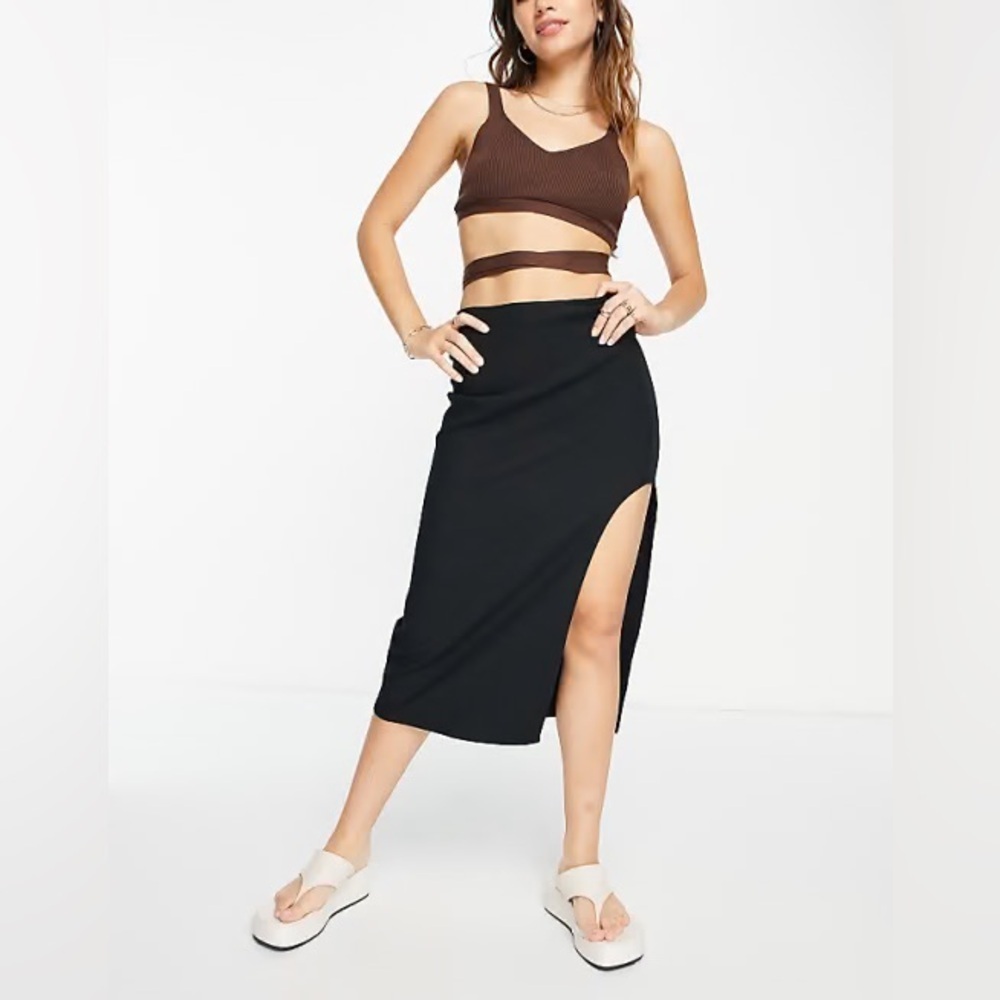 Abercrombie & Fitch Side Slit Midi Skirt